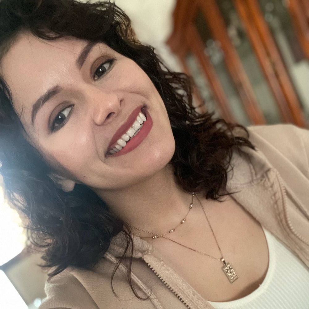 Meet your Posher, Mimi